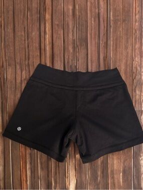 Lululemon Black Athletic Women’s Shorts 4” Inseam